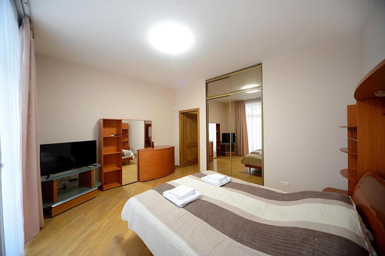 Artol Sophia Apartment Kiev Ngoại thất bức ảnh